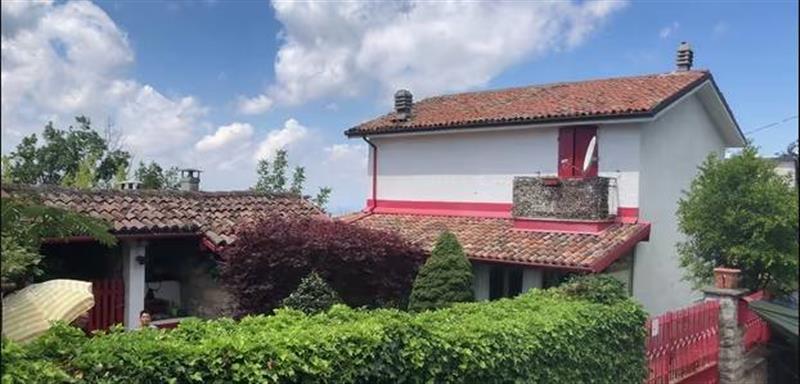 Casa indipendente in vendita a Castellania