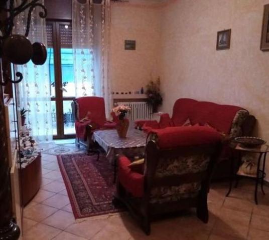 Vierzimmerwohnung in Via Rossini, Voghera - Foto 1