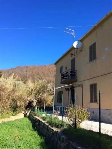 Casa indipendente in Elmo Via Centro, Sorano - Foto 1