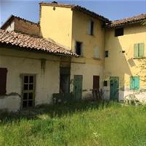 Mansion in Giordano Bruno, Reggio nell'Emilia - Photo 1