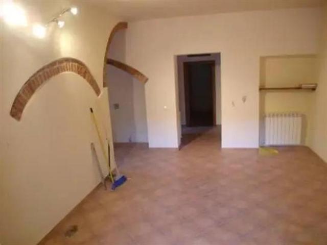 Vierzimmerwohnung in Vicolo Corto, Capraia e Limite - Foto 1