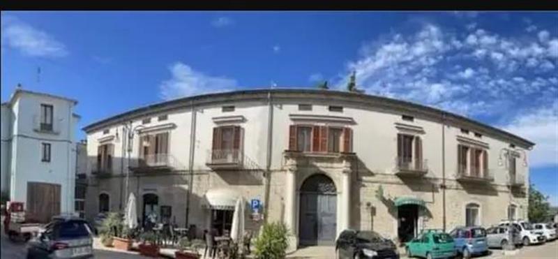 Palazzo in vendita a Larino