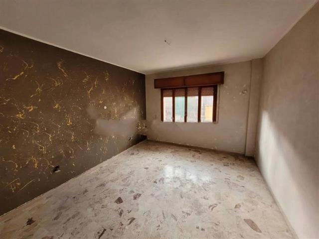 4-room flat in {3}, Via Regina Margherita - Photo 1