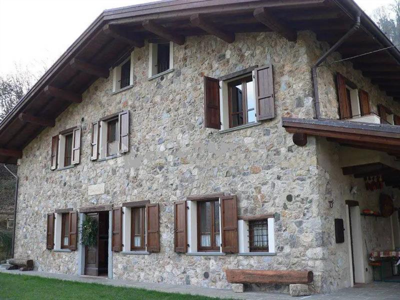 Villa in vendita a Pertica Bassa