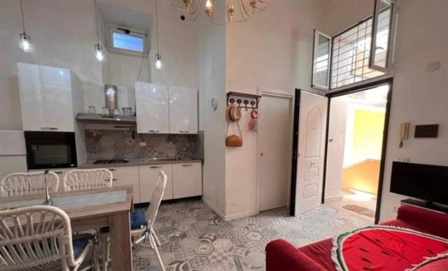 2-room flat in Via Faustina, Gaeta - Photo 1