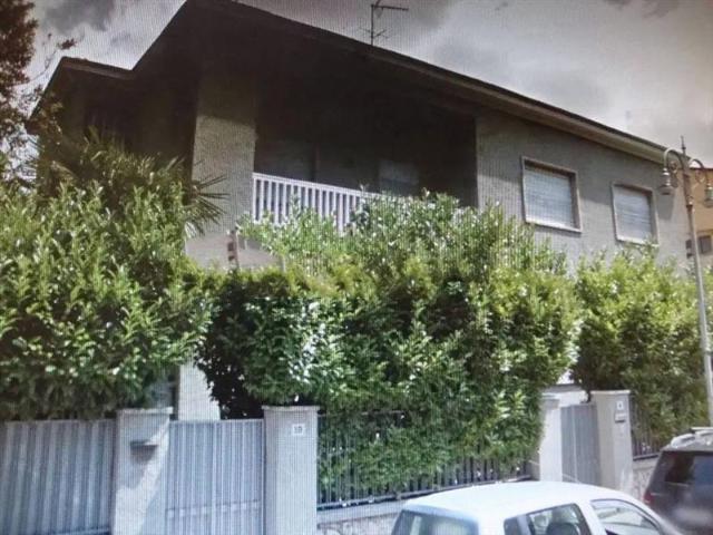 Appartamento in Viale G. Marconi, Pietrasanta - Foto 1