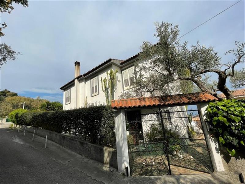 Villa in vendita a Staletti