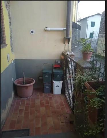 2-room flat in Via del Cima, Lucca - Photo 1