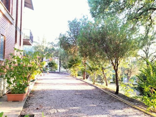 Mansion in Via del Nera, Perugia - Photo 1