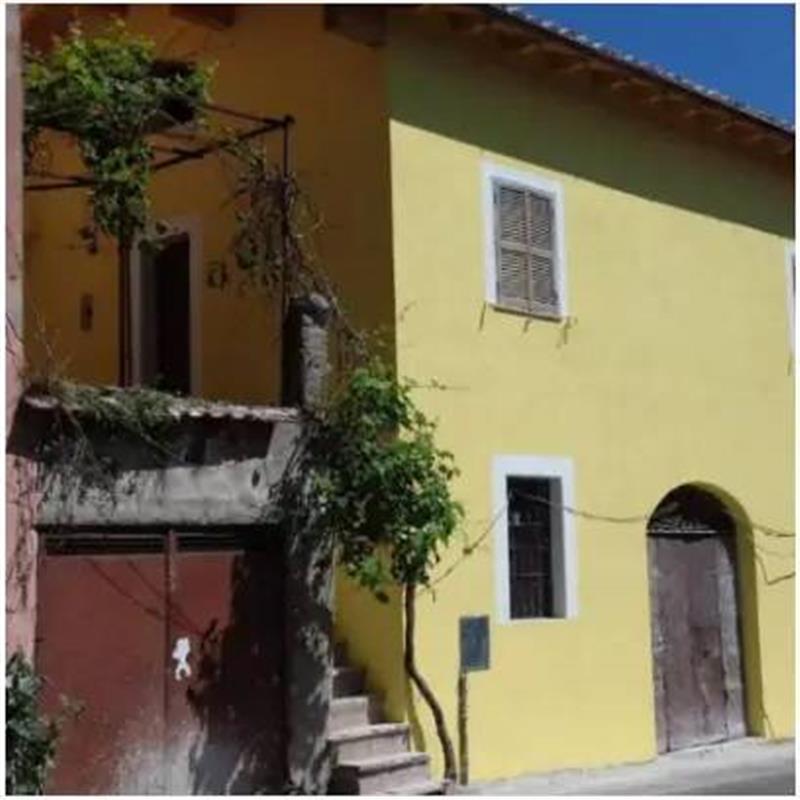 Casa indipendente in vendita a Pisoniano