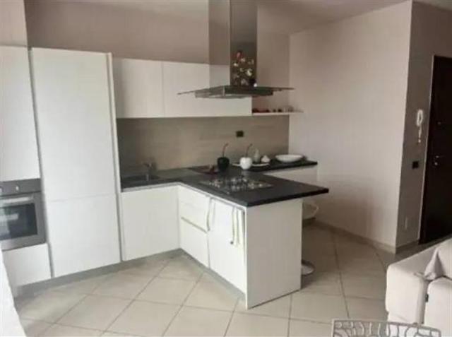 2-room flat in Via Luigi Barbieri, Voghera - Photo 1