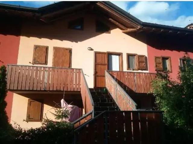 3-room flat in Via 1 Maggio, Sovere - Photo 1