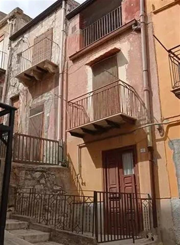 Casa indipendente in vendita a Montallegro