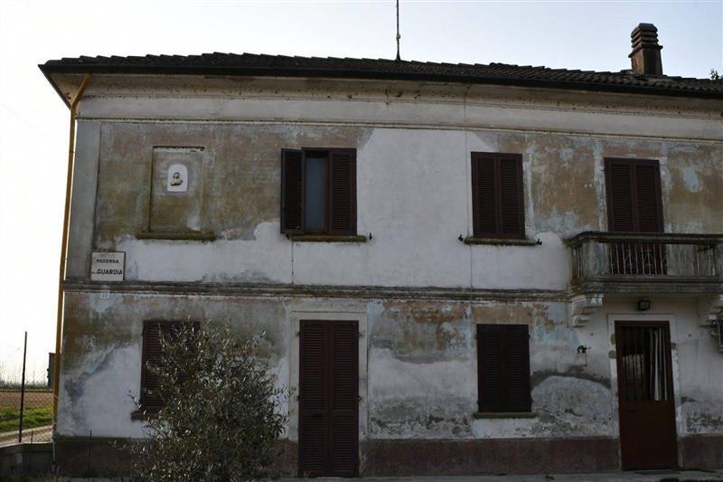 Villa in vendita a Castelnovetto