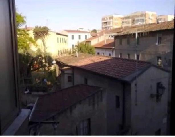 2-room flat in Corso Vittorio Emanuele II, Piombino - Photo 1