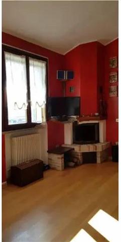 4-room flat in Via Fratelli John E Robert Kennedy, Castelnovo ne' Monti - Photo 1