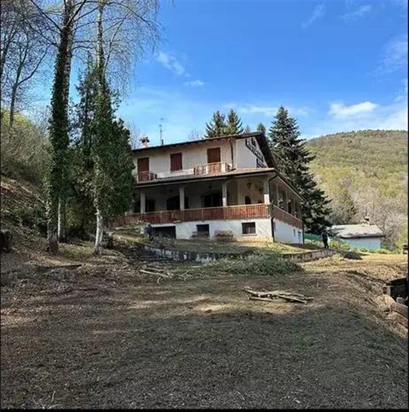 Villa in vendita a Gaverina Terme