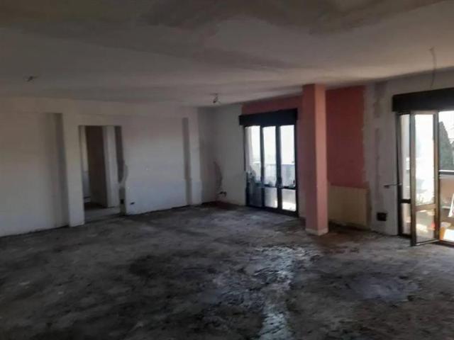 Penthouse in Viale Carristi d'Italia, Montecatini-Terme - Photo 1