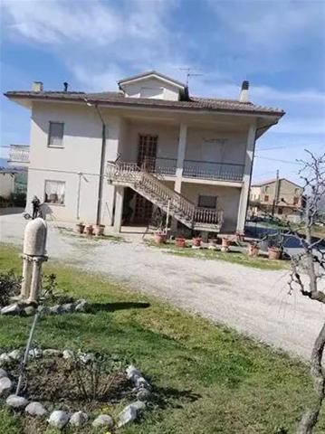 Villa in Contrada Colle Cerreto, Montegiorgio - Foto 1