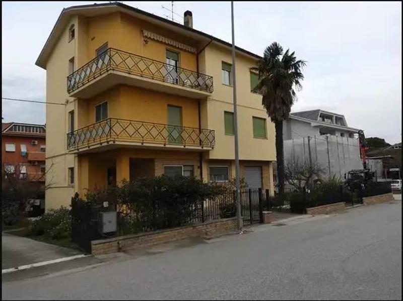 Appartamento in vendita a Ostra