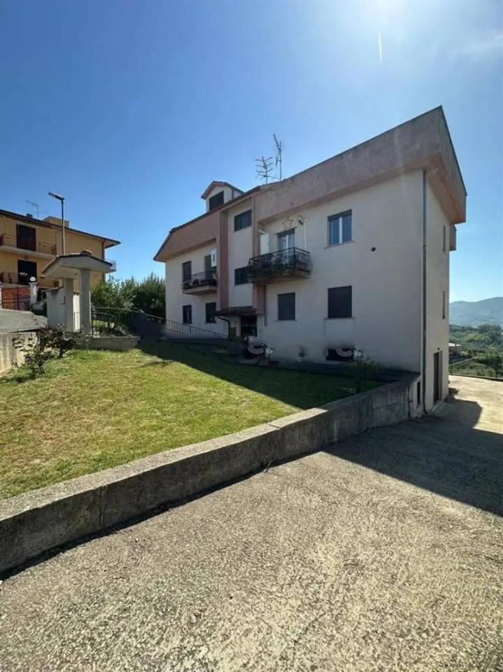 Appartamento in vendita a Castelnuovo Di Farfa