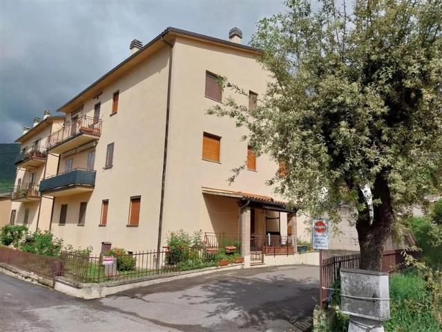 Appartamento in Via Piano Posi, Montecchio - Foto 1