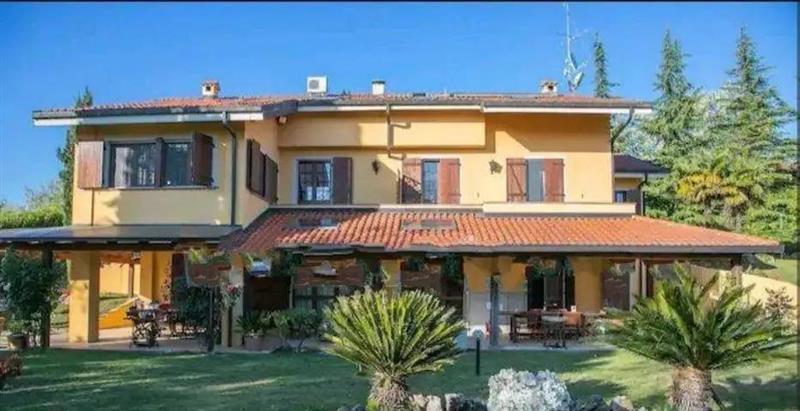 Villa in vendita a Rosignano Monferrato