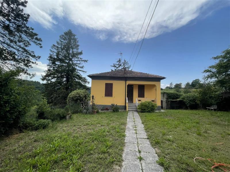 Casa indipendente in vendita a Berzano Di Tortona