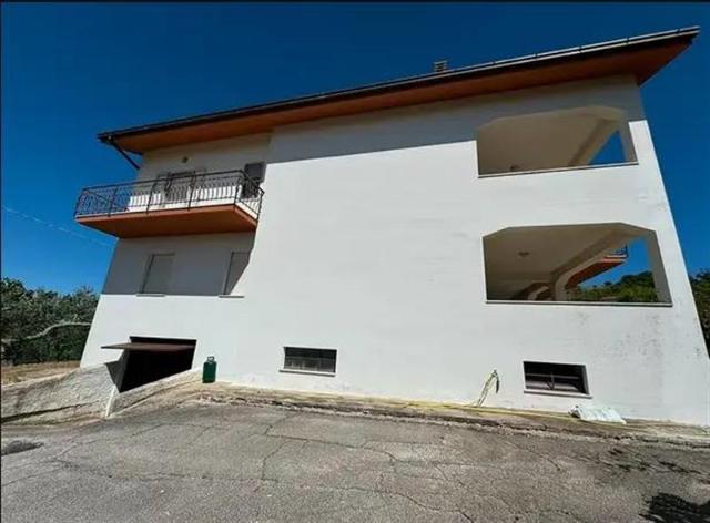 Einfamilienhaus in Via Castelnuovo, Porto Recanati - Foto 1