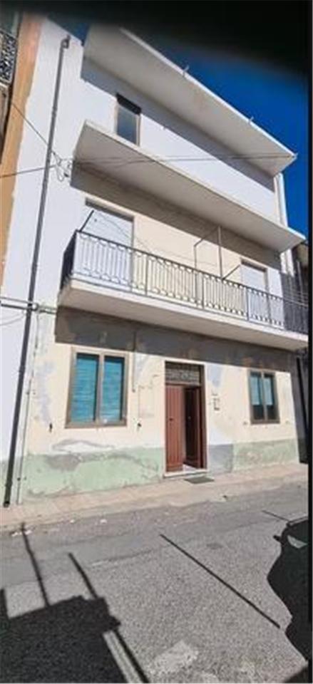 Casa indipendente in vendita a Ciro' Marina