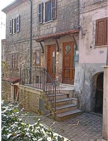 Vierzimmerwohnung in Via del Poggetto, Sorano - Foto 1