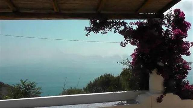 Villa in Strada Comunale Val di Chiesa, Lipari - Foto 1