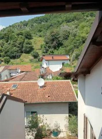 3-room flat in Via Gaetano Donizetti, Lecco - Photo 1