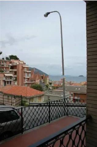 2-room flat in Via Castello Romano, Laigueglia - Photo 1