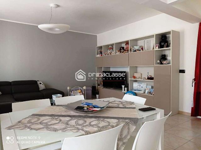 4-room flat in {3}, - Photo 1