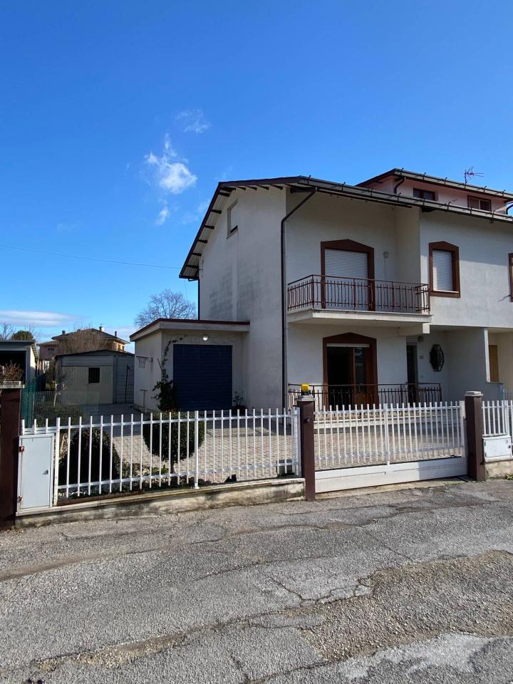 Villa a schiera in vendita a Falerone