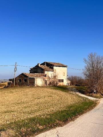 Einfamilienhaus in Strada Colle Bianco, Montegiorgio - Foto 1