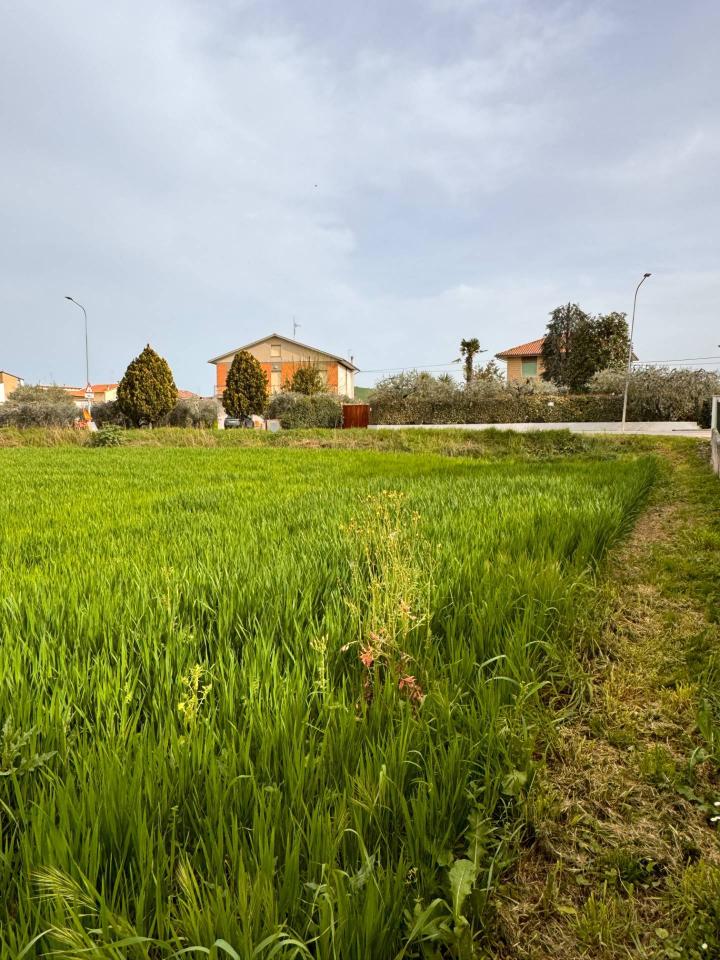 Terreno edificabile in vendita a Sant'Elpidio A Mare