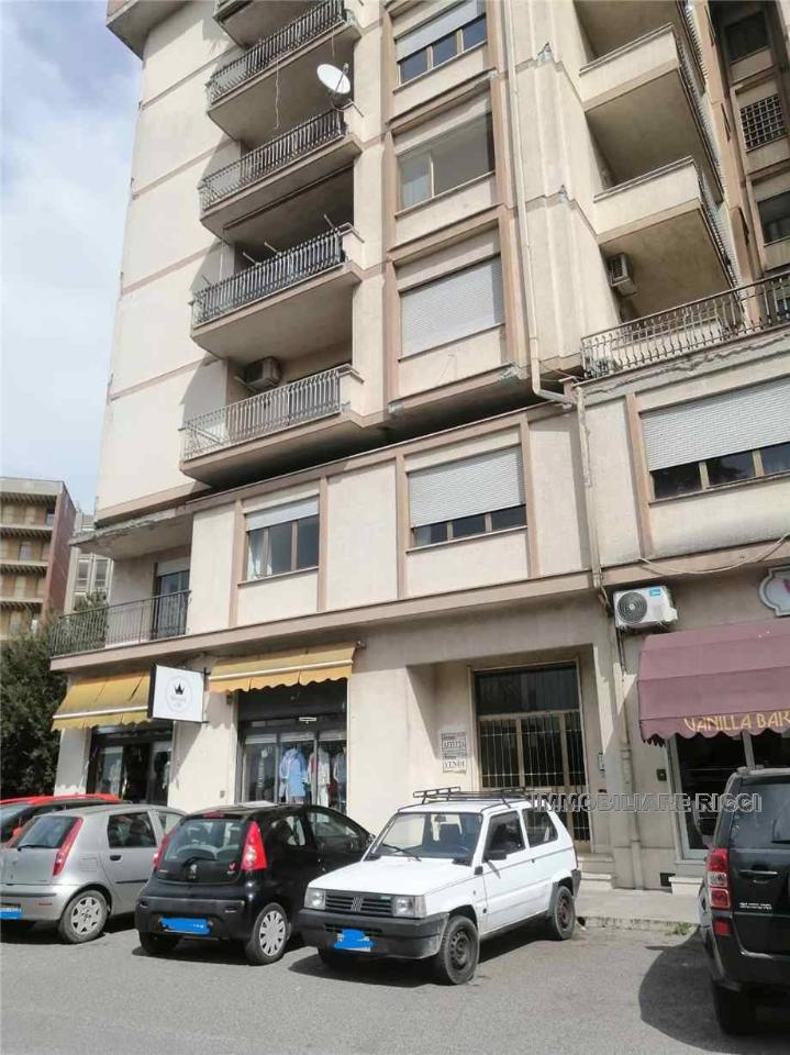 Abbigliamento in , Pontecorvo, {3} - Foto 2