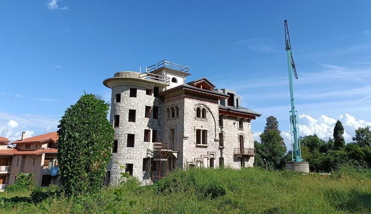 Villa in vendita a Baveno