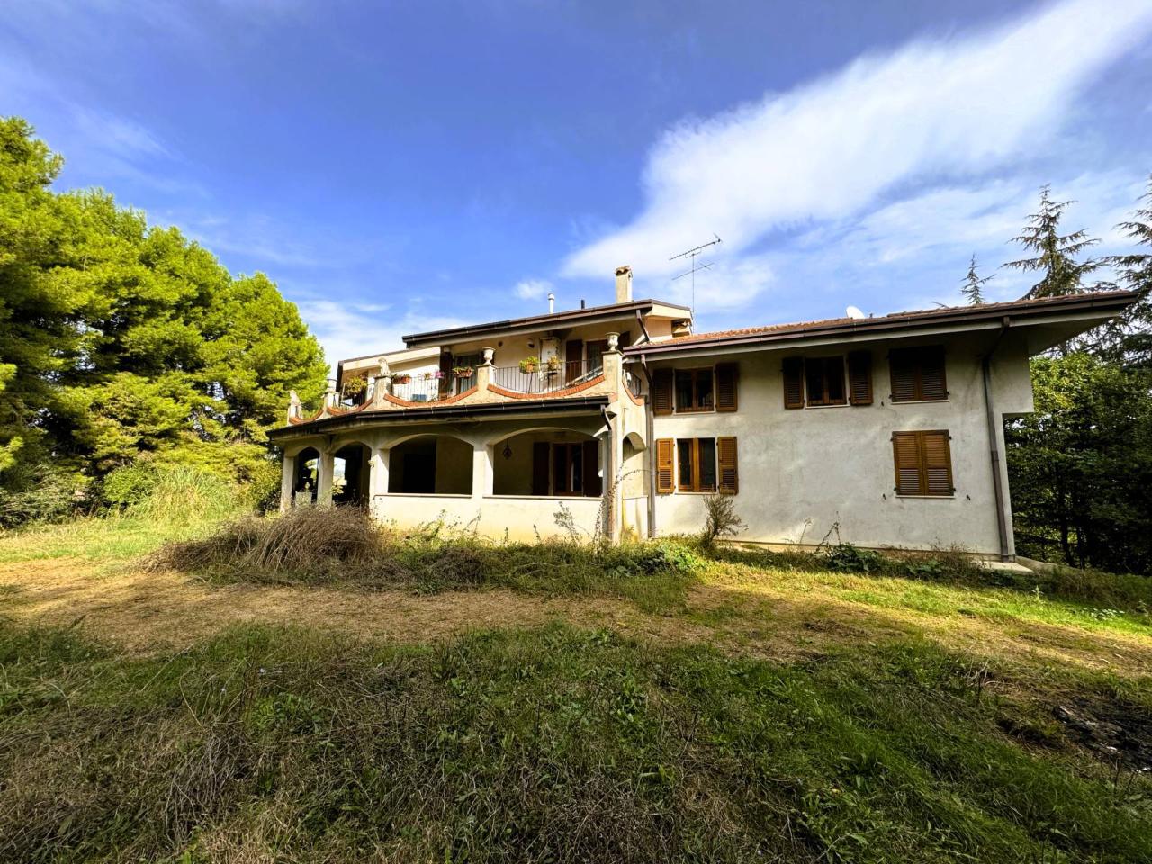 Casa indipendente in vendita a Fermo