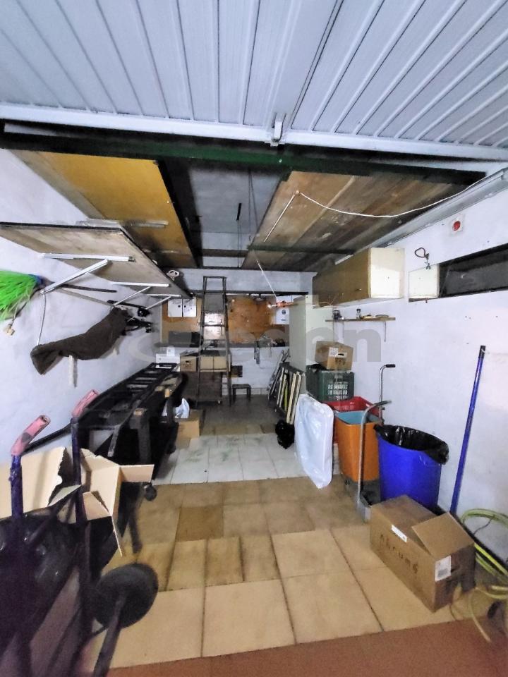 Parcheggio chiuso in Via E. Rainusso 112, Modena - Foto 1