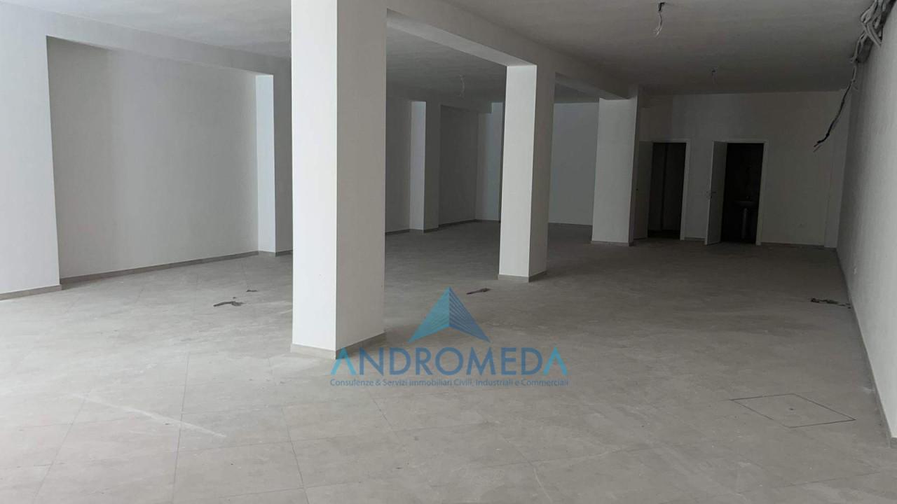 Palazzina commerciale in , Napoli, {3} - Foto 1