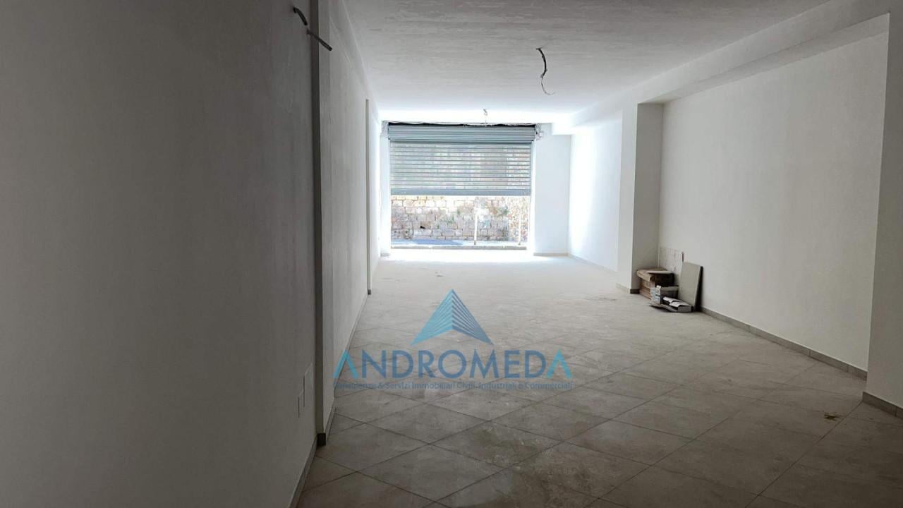 Palazzina commerciale in , Napoli, {3} - Foto 2