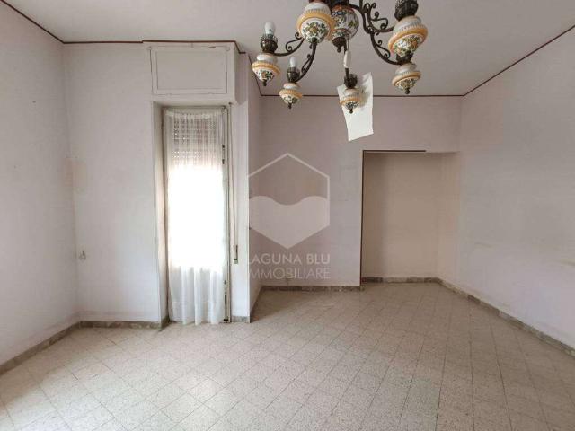 4-room flat in {3}, Via Giovanni Falcone - Photo 1