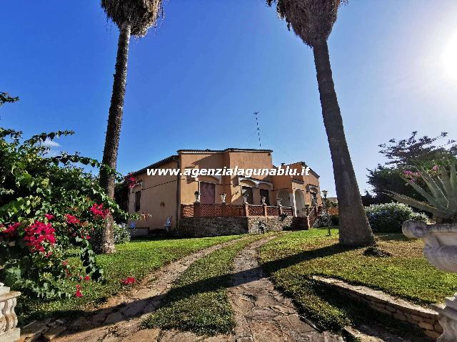 Single-family villa in Via Grotta del Toro, Marsala - Photo 1