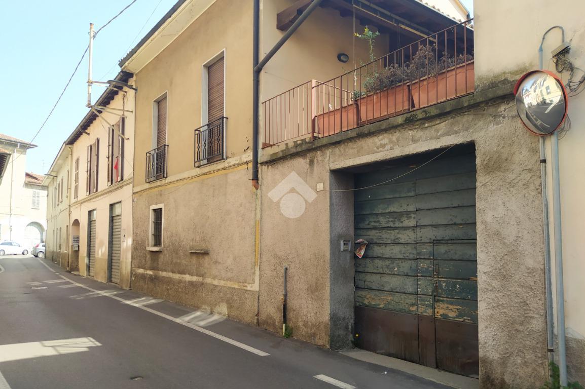 Casa indipendente in vendita a Trezzo Sull'Adda