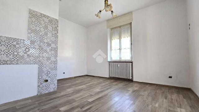 Vierzimmerwohnung in Viale Divisione Cuneense 45, Dogliani - Foto 1