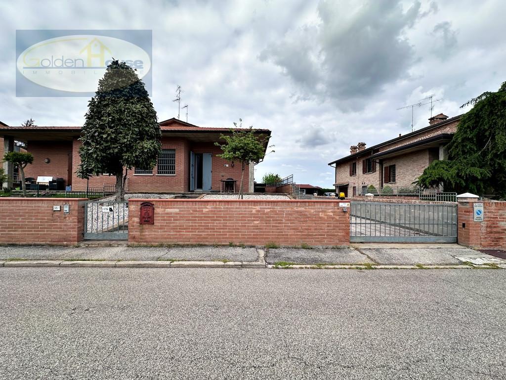 Villa in vendita a Argenta