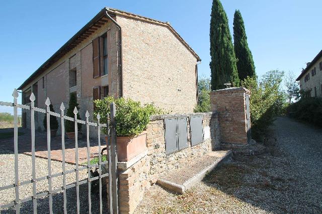 Country house or cottage, Siena - Photo 1